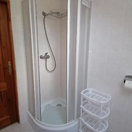 Apartman 670 S Terasou Pod Lysou Horou